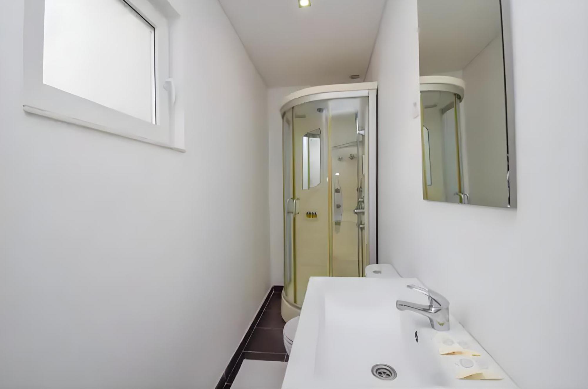 Casinha Da Parede - 5 Min From The Beach Exterior photo